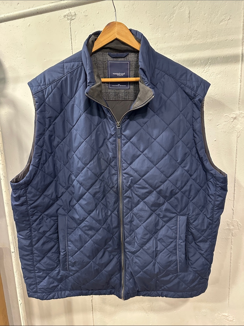 Vineyard vines Quilted Blue Men's Vest with Zip Front